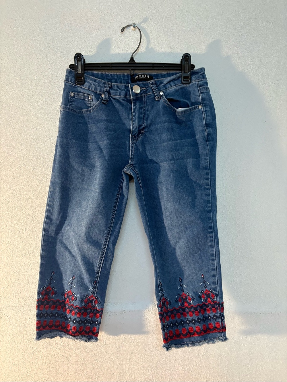Baccini Blue Embroidered Hem Women’s Jeans